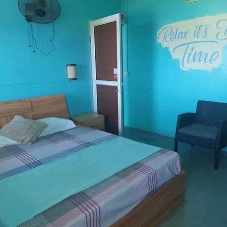 Tilapasse Resto & Guest House Port South East Ngoại thất bức ảnh