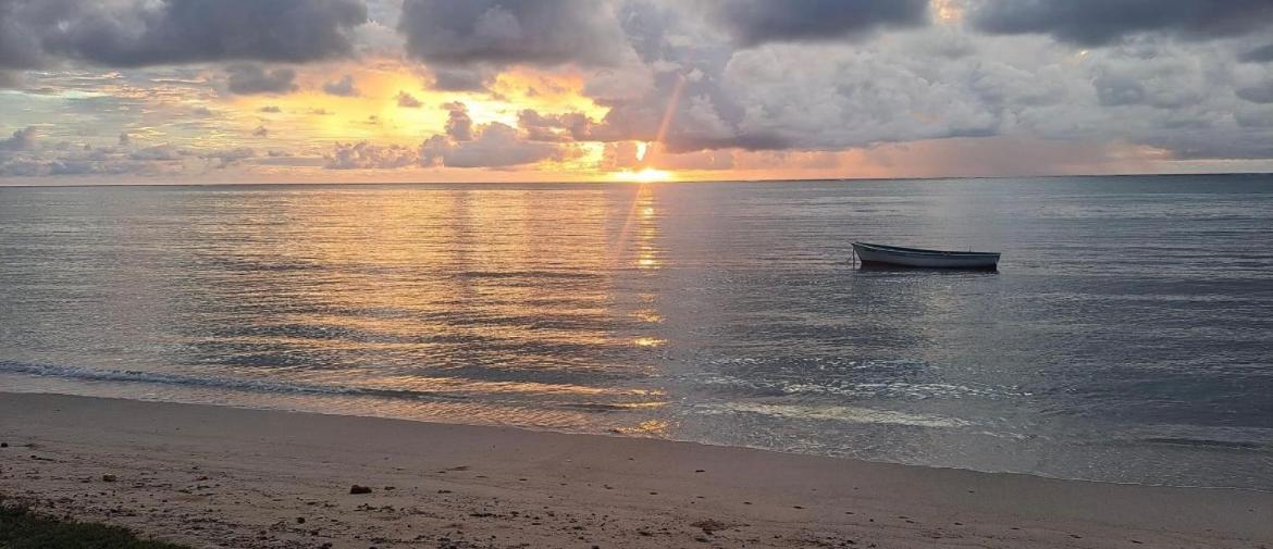 Tilapasse Resto & Guest House Port South East Ngoại thất bức ảnh