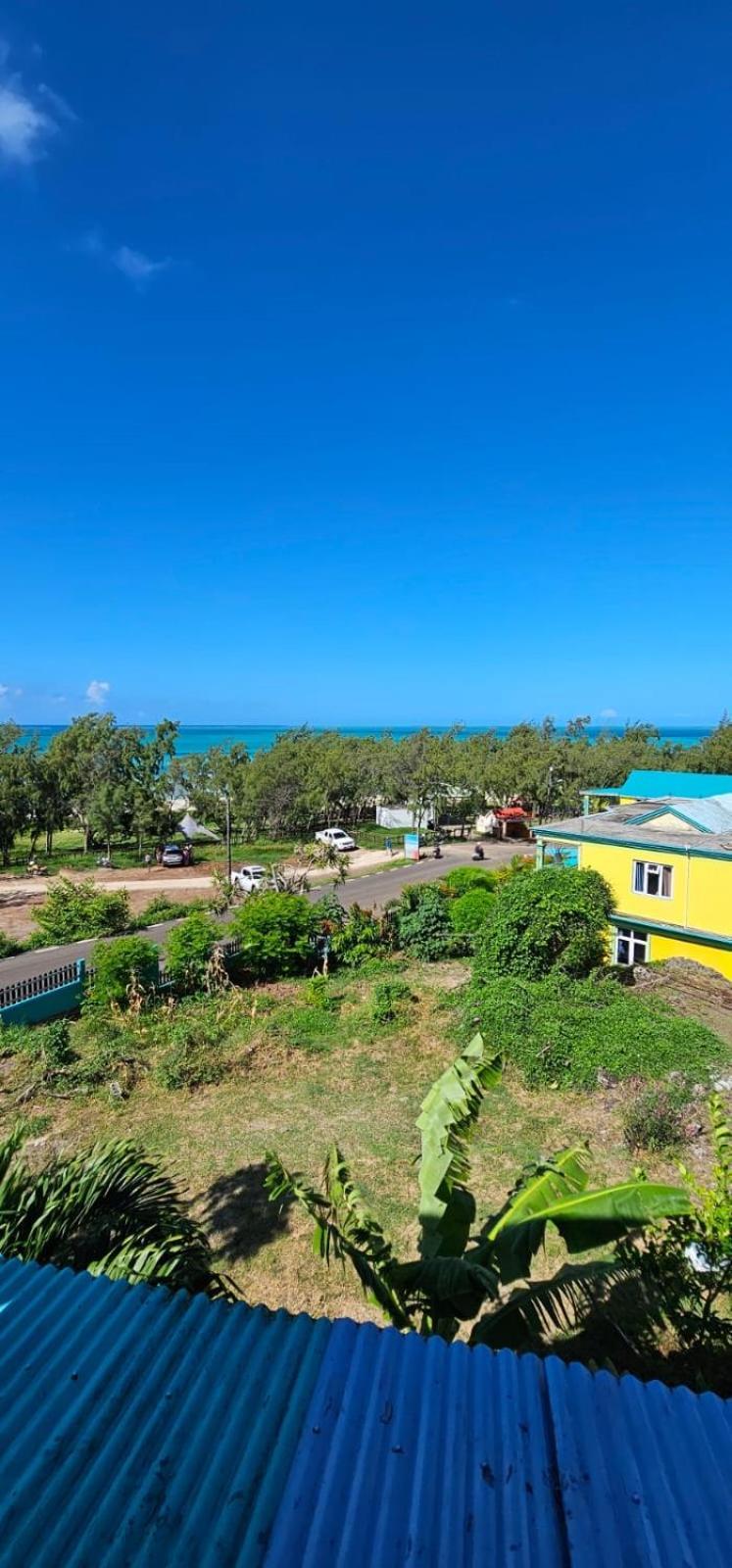 Tilapasse Resto & Guest House Port South East Ngoại thất bức ảnh