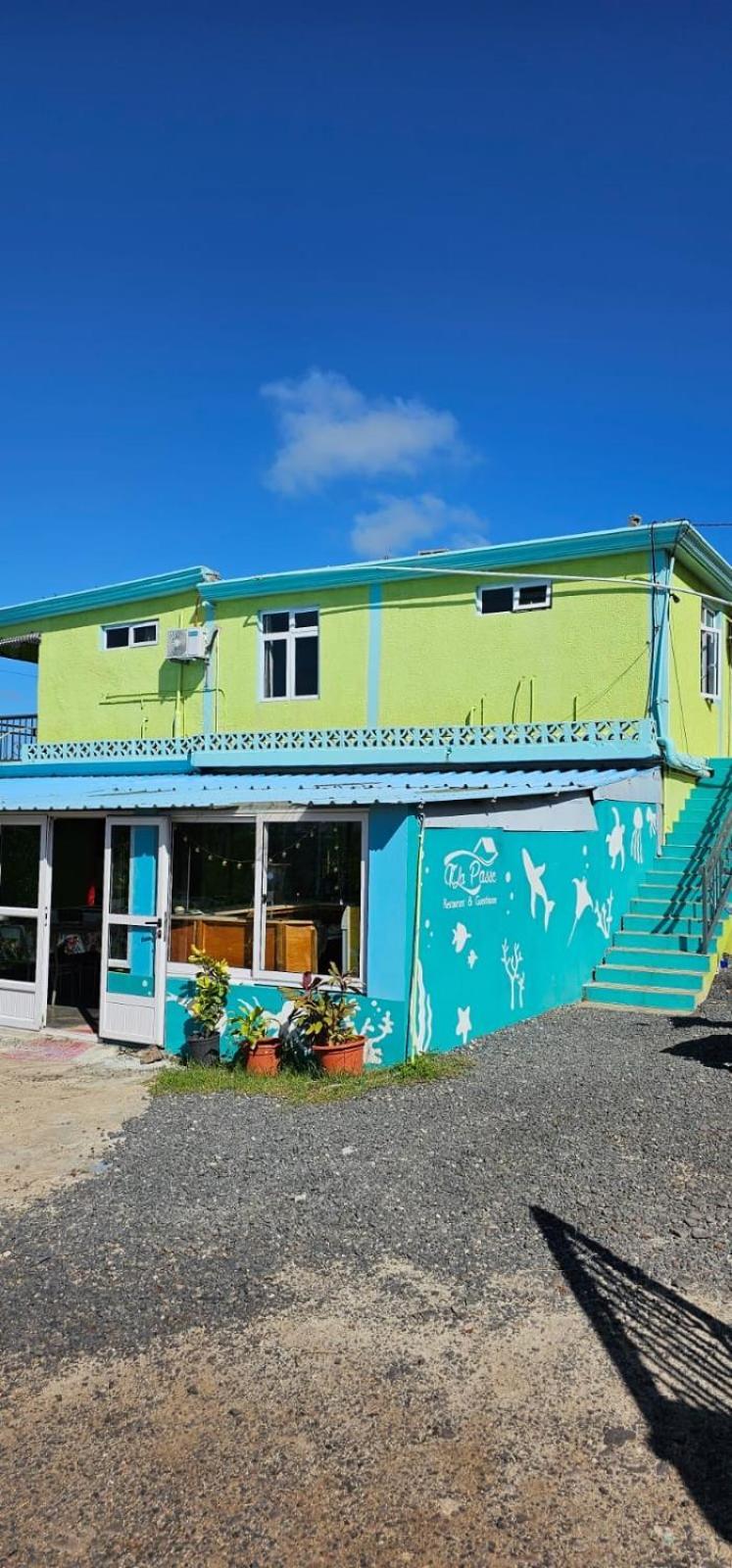 Tilapasse Resto & Guest House Port South East Ngoại thất bức ảnh